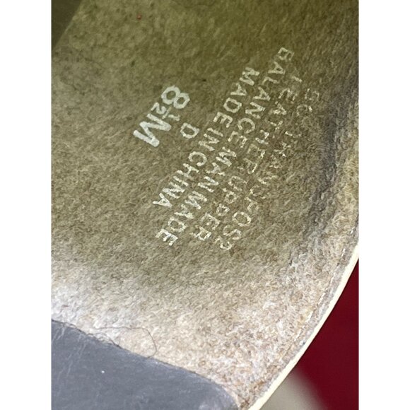 Vintage Bandolino SKU 231 Beige Leather Block Heel Pumps Size 7.5 - Picture 10 of 10